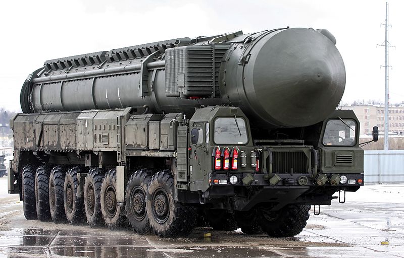 La Russia lancia un missile balistico intercontinentale in un test