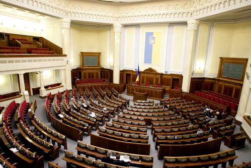 La Rada di Kiev dichiara la Russia “Paese Aggressore”