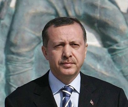 Erdogan arriva a Tehran