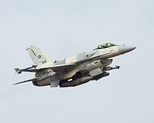 L’Esercito egiziano pronto ad intervenire. Il volo degli F/16 sul Cairo