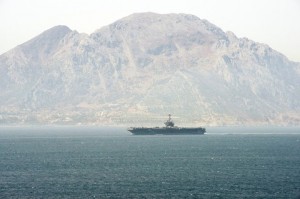 La,portaerei Truman passa Gibilterra CVN 75