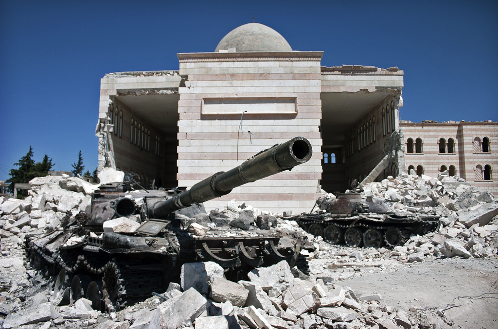 Siria falliscono le trattative aumenta il flusso di armi verso governo e ribelli