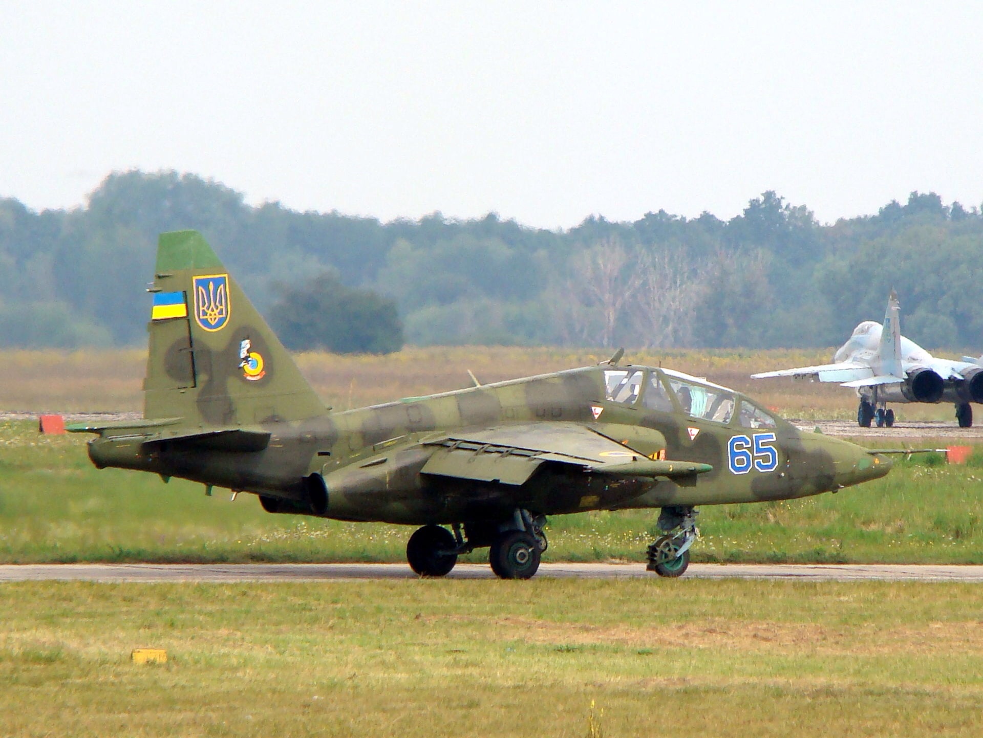 SU-25 ucraino abbattuto nel Donbass. Video