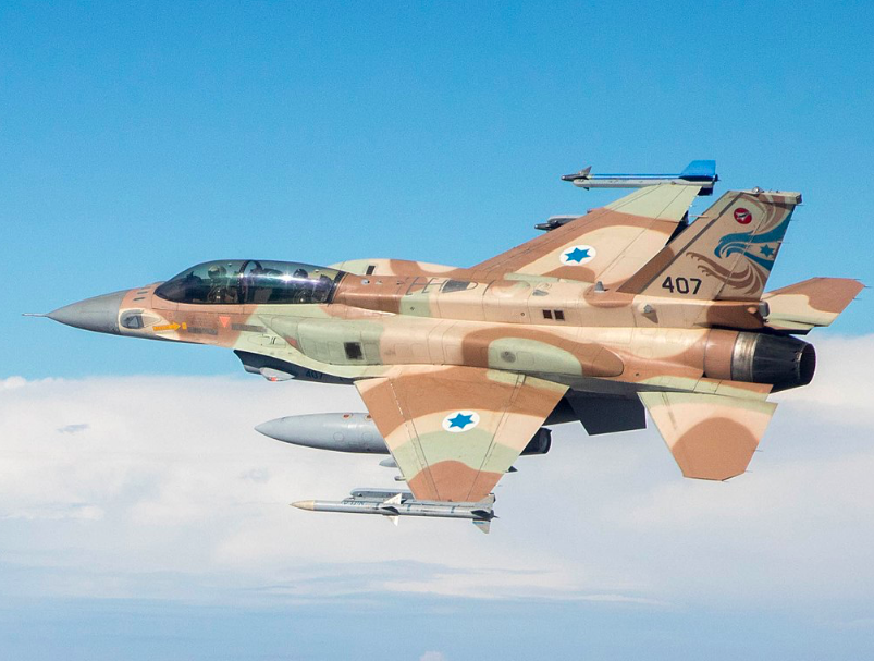 La difesa aerea siriana abbatte F-16 di Israele