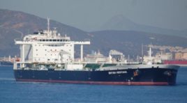 L’Iran tenta di dirottare una petroliera britannica